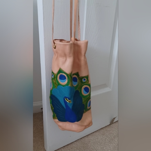 Leather Bucket Bag, Wine Tote, & Keychain (3-Piece Set) - Picture 6 of 15